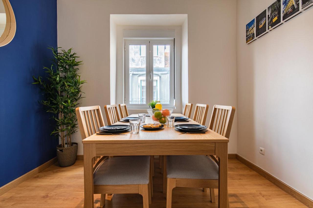 3 Bedroom Near Av. Liberdade Apartment *